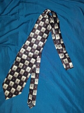 Covington Men's Geometric Tie in Burgundy, Silver and Black